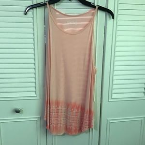 Light pink, flowy tank!